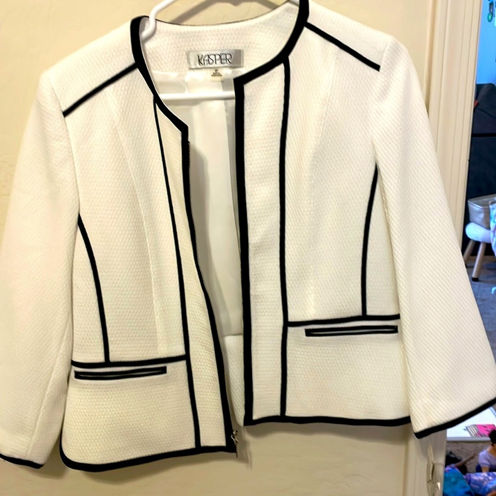 Vanilla ice cream/ black petite jacket